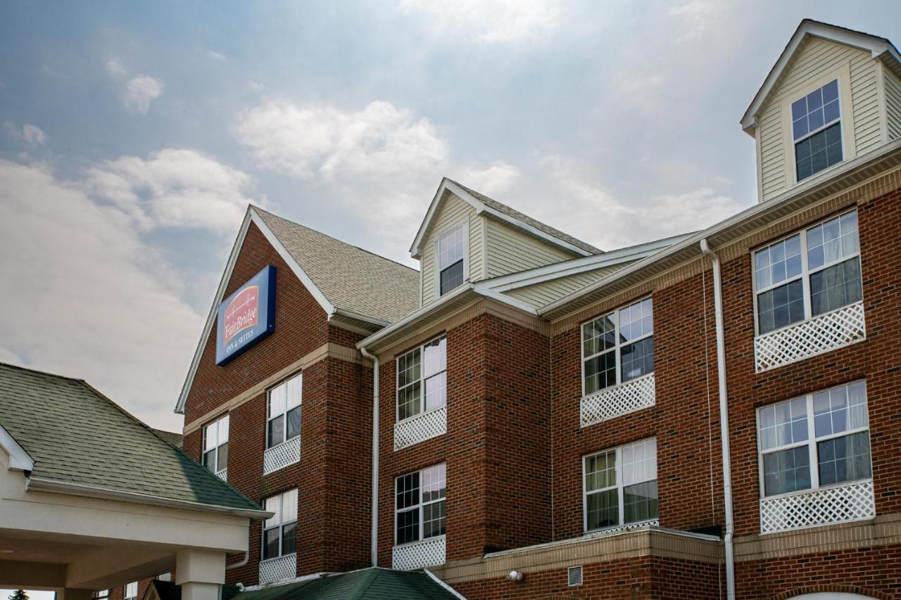 Blisspoint Inn & Suites 马里恩 外观 照片