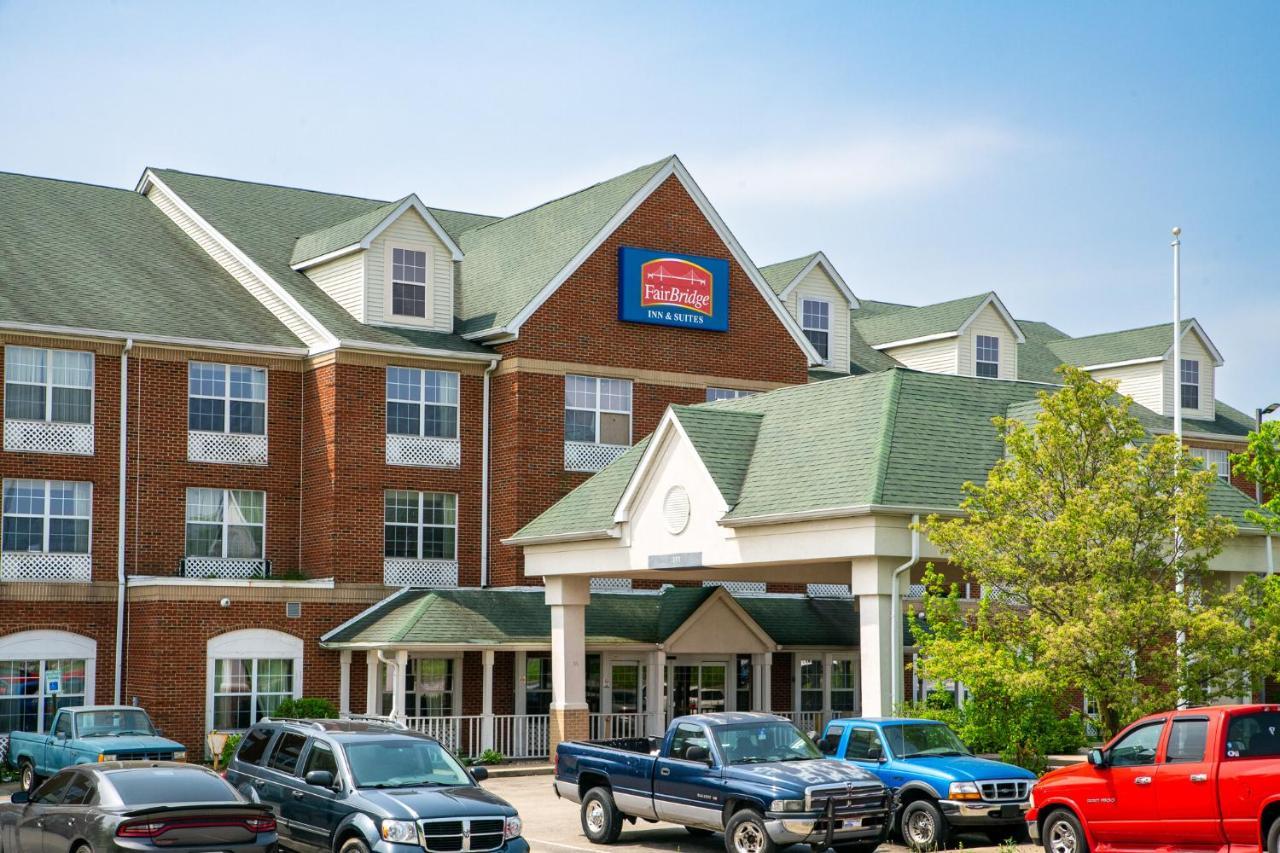 Blisspoint Inn & Suites 马里恩 外观 照片