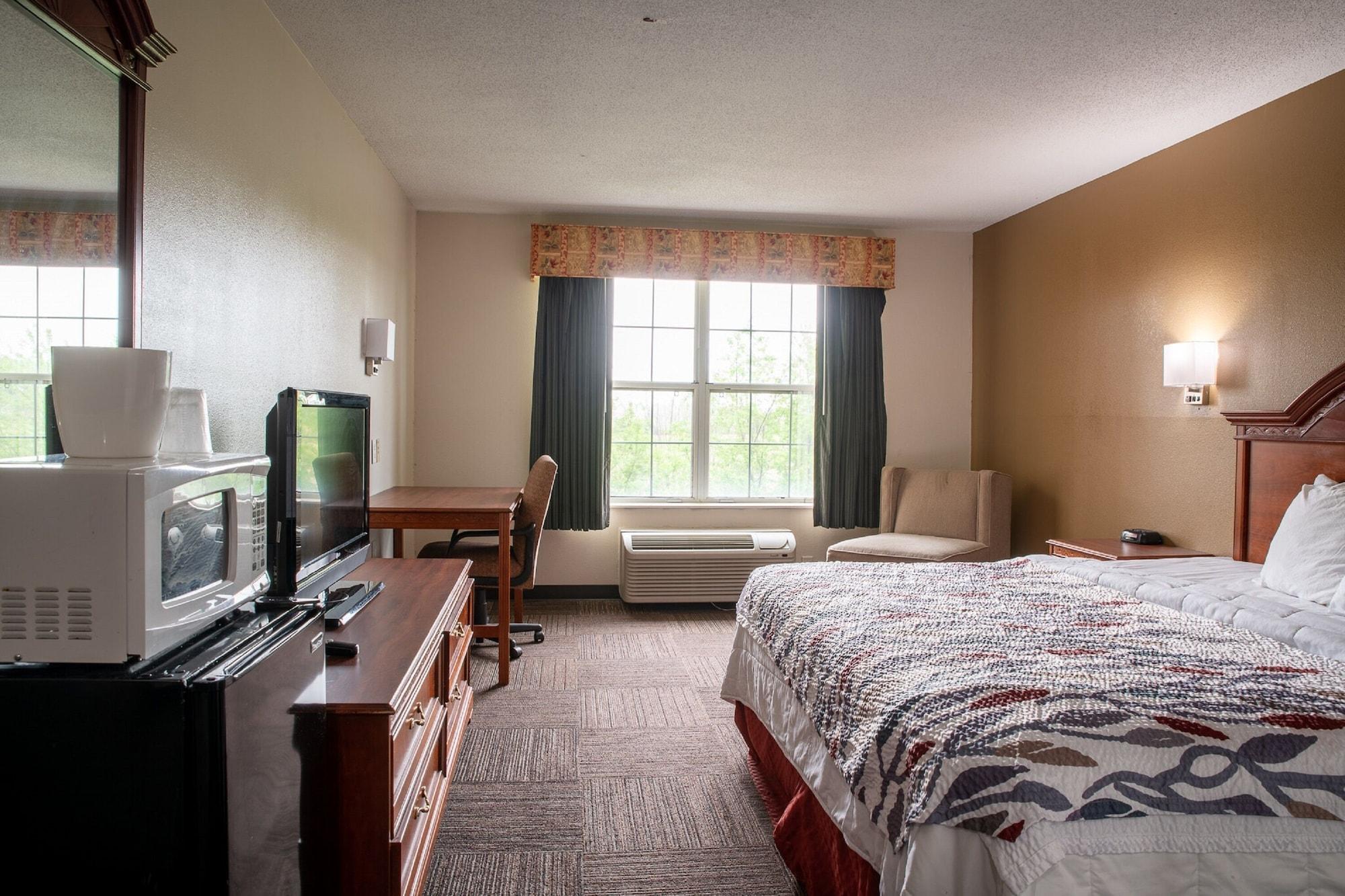 Blisspoint Inn & Suites 马里恩 外观 照片