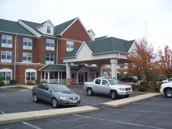 Blisspoint Inn & Suites 马里恩 外观 照片